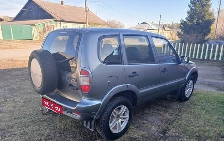 Chevrolet Niva I рестайлинг, 2005 год, 219 000 рублей, 2 фотография