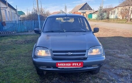 Chevrolet Niva I рестайлинг, 2005 год, 219 000 рублей, 6 фотография