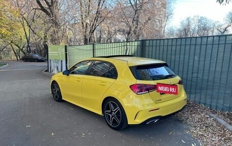 Mercedes-Benz A-Класс, 2019 год, 2 300 000 рублей, 2 фотография
