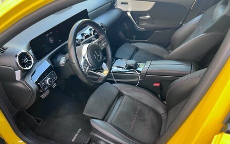 Mercedes-Benz A-Класс, 2019 год, 2 300 000 рублей, 5 фотография