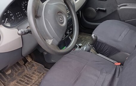 Renault Sandero I, 2014 год, 500 000 рублей, 13 фотография