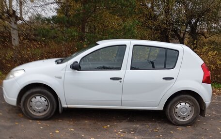 Renault Sandero I, 2014 год, 500 000 рублей, 2 фотография