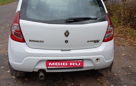 Renault Sandero I, 2014 год, 500 000 рублей, 3 фотография