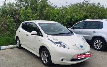 Nissan Leaf I, 2012 год, 950 000 рублей, 2 фотография