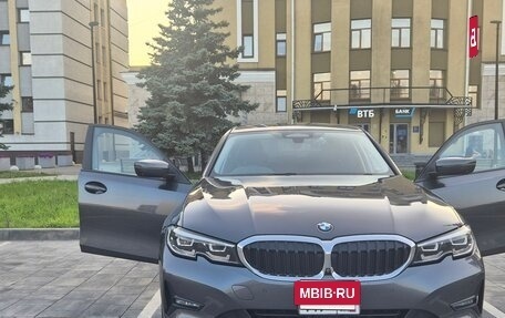 BMW 3 серия, 2020 год, 3 400 000 рублей, 5 фотография
