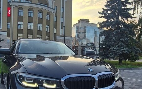 BMW 3 серия, 2020 год, 3 400 000 рублей, 18 фотография