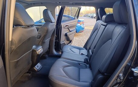 Toyota Highlander, 2025 год, 5 195 000 рублей, 17 фотография