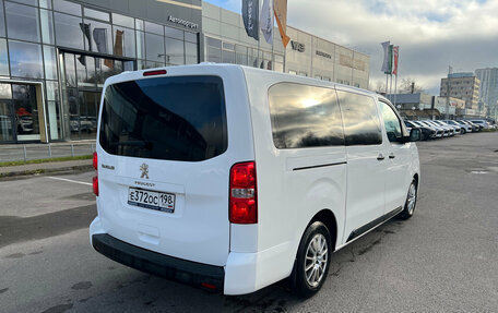 Peugeot Traveller I, 2019 год, 1 999 000 рублей, 3 фотография