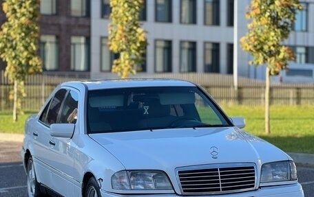 Mercedes-Benz C-Класс, 1995 год, 220 000 рублей, 3 фотография