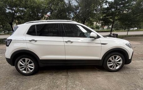 Volkswagen T-Cross I, 2022 год, 1 730 000 рублей, 8 фотография