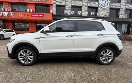 Volkswagen T-Cross I, 2022 год, 1 730 000 рублей, 7 фотография