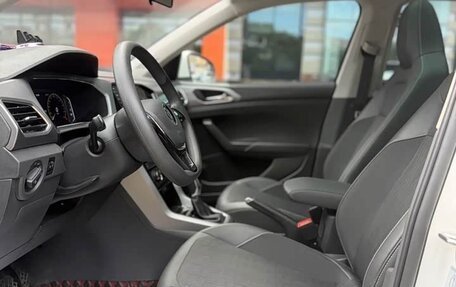 Volkswagen T-Cross I, 2022 год, 1 730 000 рублей, 12 фотография