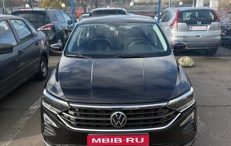 Volkswagen Polo VI (EU Market), 2021 год, 1 650 000 рублей, 1 фотография