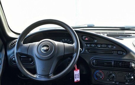 Chevrolet Niva I рестайлинг, 2012 год, 375 000 рублей, 18 фотография