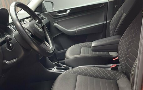 Skoda Rapid I, 2018 год, 1 050 000 рублей, 13 фотография