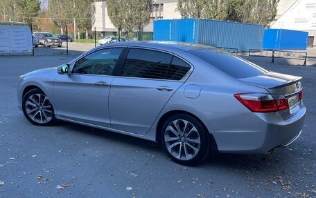 Honda Accord IX рестайлинг, 2013 год, 1 650 000 рублей, 11 фотография