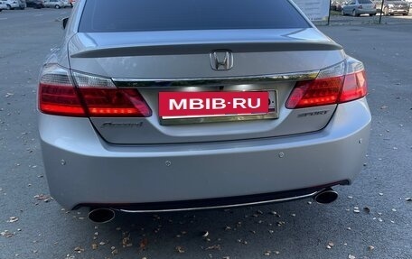 Honda Accord IX рестайлинг, 2013 год, 1 650 000 рублей, 6 фотография
