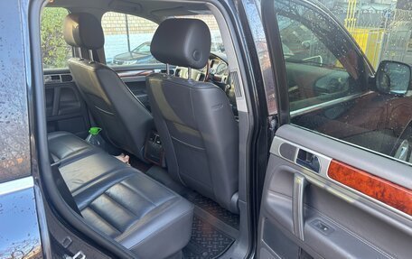 Volkswagen Touareg III, 2006 год, 1 670 000 рублей, 8 фотография