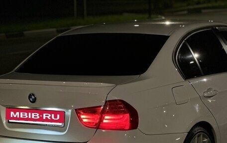 BMW 3 серия, 2010 год, 1 100 000 рублей, 2 фотография