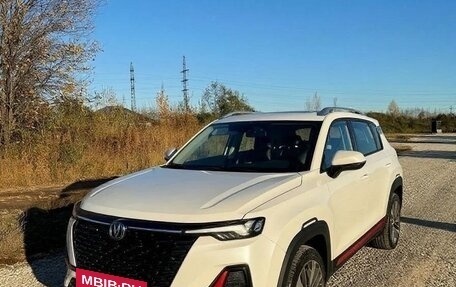 Changan CS35 Plus, 2023 год, 1 800 000 рублей, 2 фотография