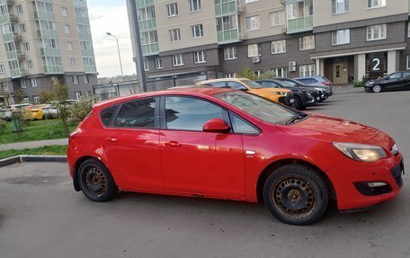Opel Astra J, 2013 год, 640 000 рублей, 2 фотография