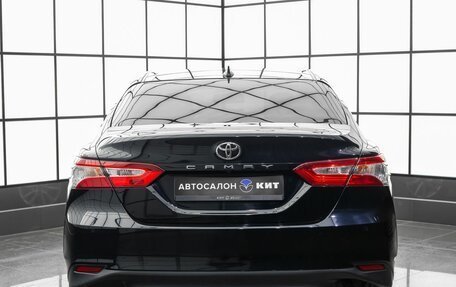 Toyota Camry, 2018 год, 2 599 000 рублей, 3 фотография