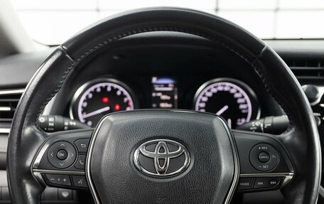 Toyota Camry, 2018 год, 2 599 000 рублей, 13 фотография