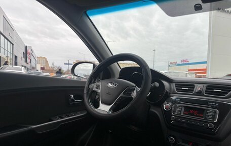 KIA Rio III рестайлинг, 2015 год, 975 000 рублей, 29 фотография
