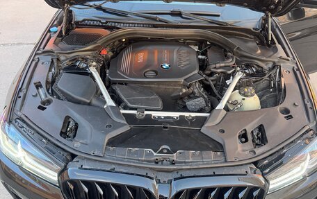 BMW 5 серия, 2019 год, 2 700 000 рублей, 11 фотография