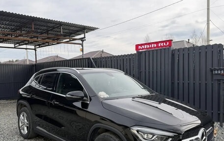 Mercedes-Benz GLA, 2020 год, 2 500 000 рублей, 2 фотография