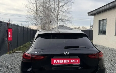 Mercedes-Benz GLA, 2020 год, 2 500 000 рублей, 6 фотография