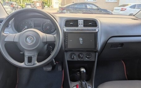 Volkswagen Polo VI (EU Market), 2012 год, 750 000 рублей, 11 фотография