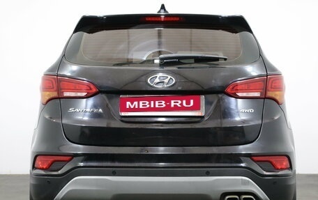 Hyundai Santa Fe III рестайлинг, 2018 год, 1 999 000 рублей, 5 фотография