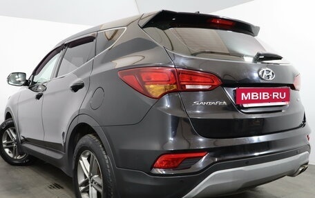 Hyundai Santa Fe III рестайлинг, 2018 год, 1 999 000 рублей, 4 фотография