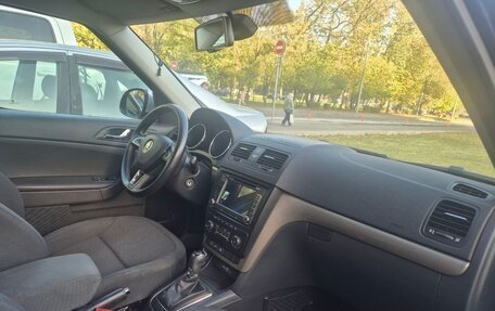 Skoda Yeti I рестайлинг, 2015 год, 1 450 000 рублей, 6 фотография