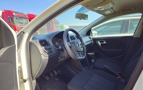 Volkswagen Polo VI (EU Market), 2017 год, 930 000 рублей, 6 фотография