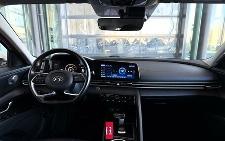 Hyundai Elantra, 2021 год, 2 049 000 рублей, 21 фотография