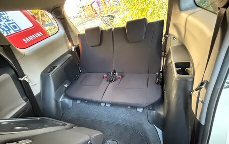 Toyota Wish II, 2010 год, 1 450 000 рублей, 9 фотография