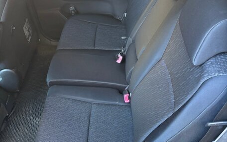 Toyota Wish II, 2010 год, 1 450 000 рублей, 12 фотография
