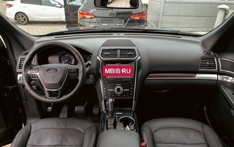 Ford Explorer V рестайлинг, 2019 год, 1 895 000 рублей, 16 фотография