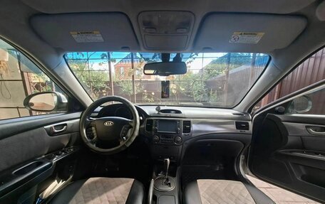 KIA Magentis II рестайлинг, 2010 год, 680 000 рублей, 5 фотография