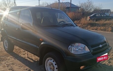 Chevrolet Niva I рестайлинг, 2005 год, 280 000 рублей, 1 фотография