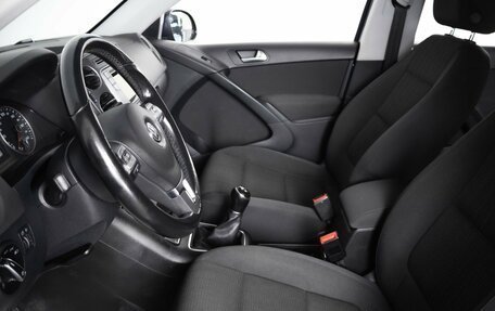 Volkswagen Tiguan I, 2015 год, 979 000 рублей, 8 фотография
