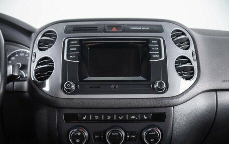 Volkswagen Tiguan I, 2015 год, 979 000 рублей, 16 фотография