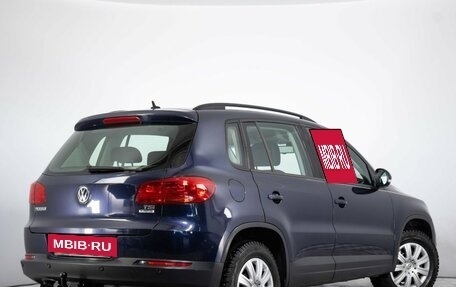 Volkswagen Tiguan I, 2015 год, 979 000 рублей, 7 фотография
