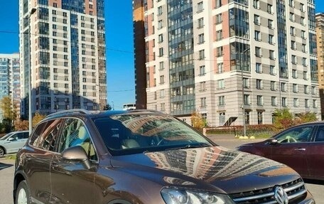 Volkswagen Touareg III, 2011 год, 1 700 000 рублей, 5 фотография