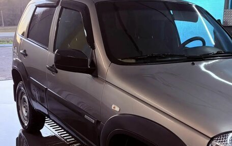 Chevrolet Niva I рестайлинг, 2016 год, 690 000 рублей, 4 фотография