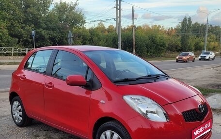 Toyota Yaris III, 2008 год, 600 000 рублей, 2 фотография