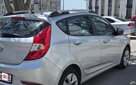 Hyundai Solaris II рестайлинг, 2015 год, 795 000 рублей, 3 фотография