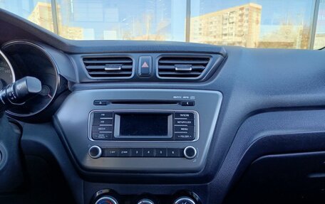 KIA Rio III рестайлинг, 2017 год, 871 000 рублей, 18 фотография